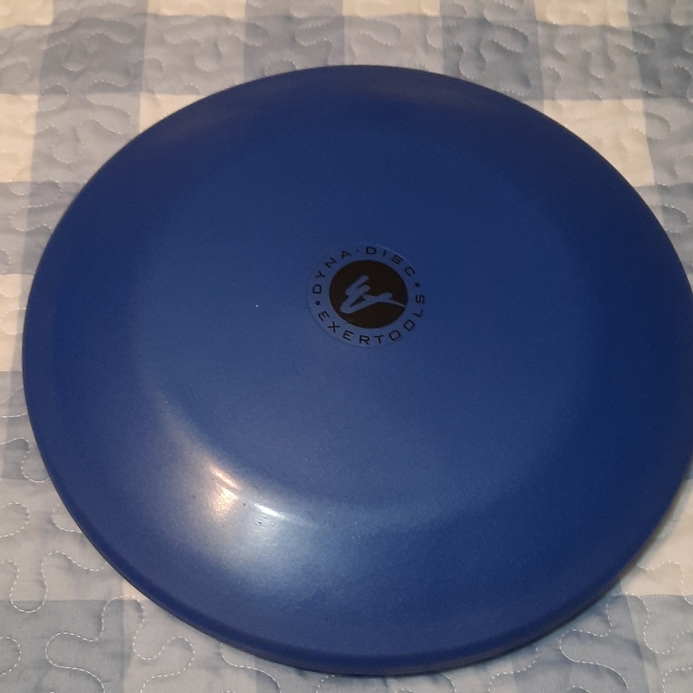 Exertools' dynadisc balance cushion